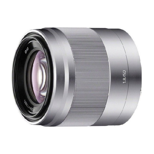 Объектив Sony E 50mm F1.8 OSS (SEL50F18) Цвет: Серебристый. - фото