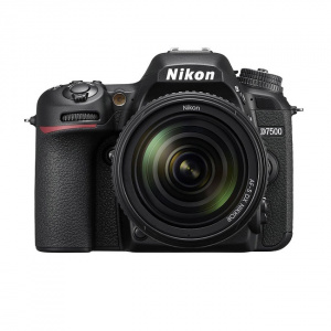 Зеркальный фотоаппарат Nikon D7500 KIT 18-55mm VR. - фото